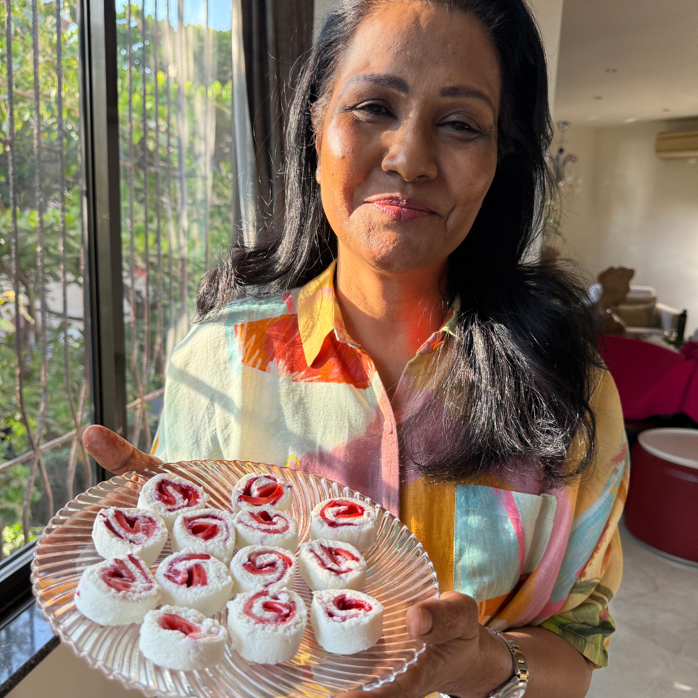 Try Easy Strawberry Sandesh Roulade Recipe