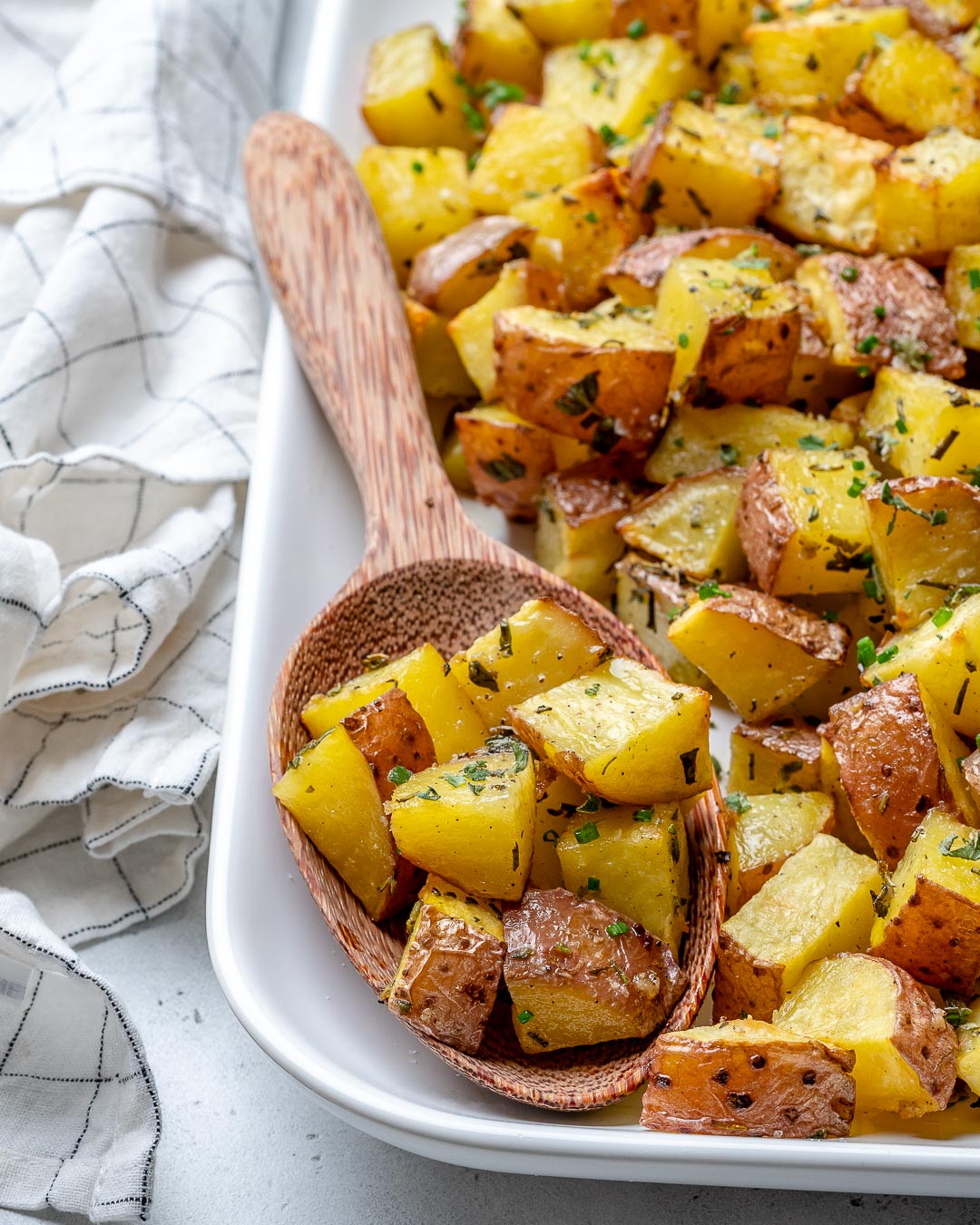 Garlic Herbed Roasted Potatoes