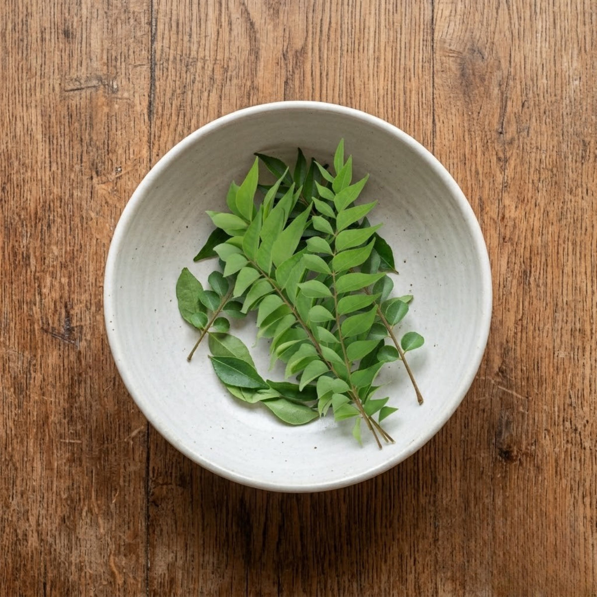FRESH CURRY LEAVES (KADI PATTA)